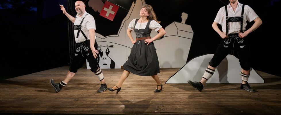 tell Tell Alle tanzend 2 Foto Mirco Dalchow 1500