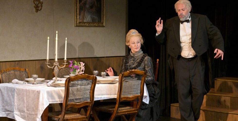 Dinner for one A. Schlabinger, P. Roggendorf 4 Foto Frank Neumann 1500 Dinner for one A. Schlabinger, P. Roggendorf 4 Foto Frank Neumann 1500